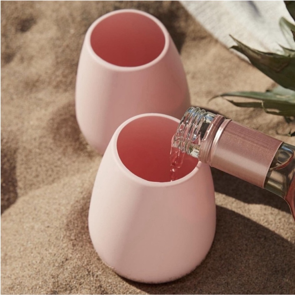 Odeme Pink Silicone Wine Glasses for Travel (2)